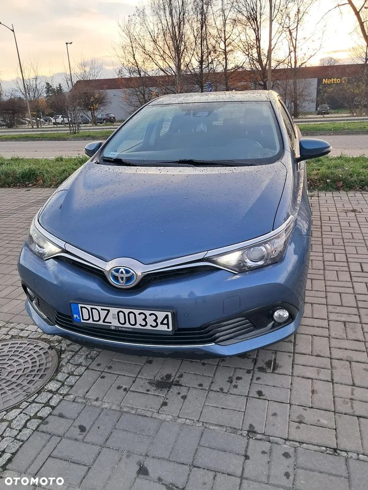 Toyota Auris Hybrid 135 Premium - 3