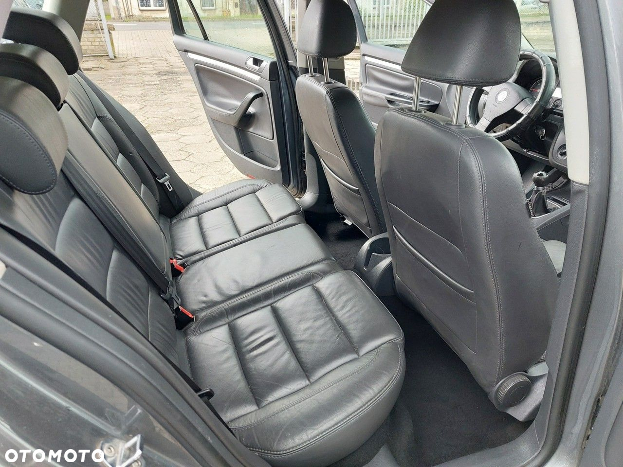 Volkswagen Golf - 12