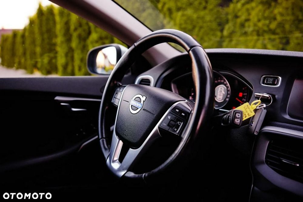 Volvo V40 D2 Kinetic - 21