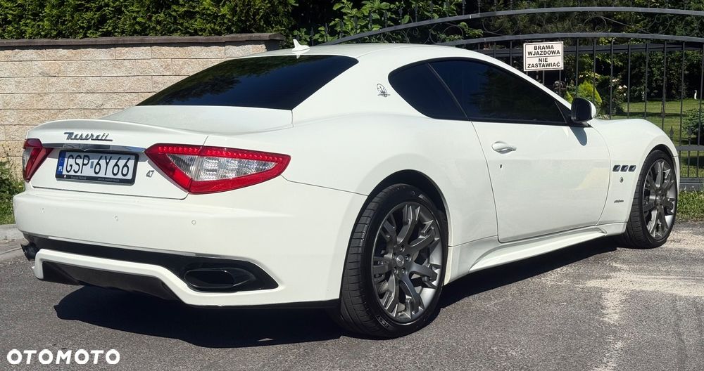Maserati GranTurismo S Automatik - 7