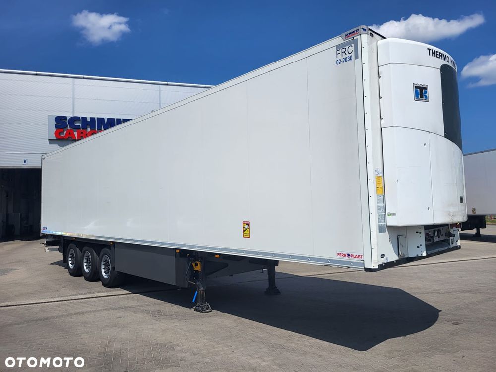Schmitz Cargobull ThermoKing SLXi300; DOST; Uchwyty promowe, Paleciara - 4
