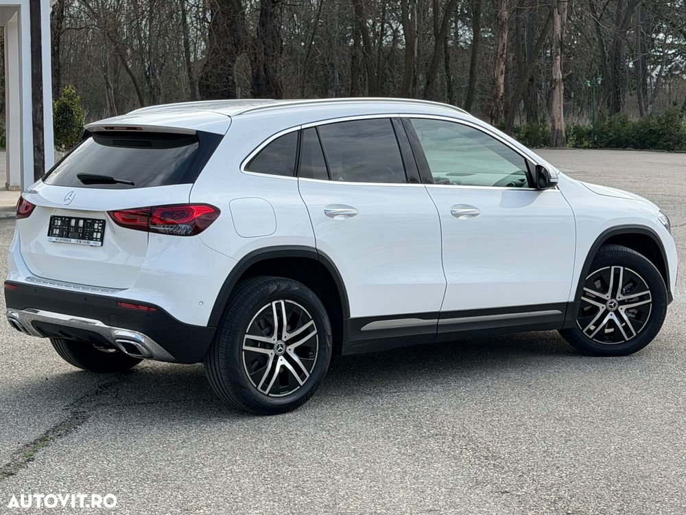 Mercedes-Benz GLA 250 e 8G-DCT Special Edition - 14