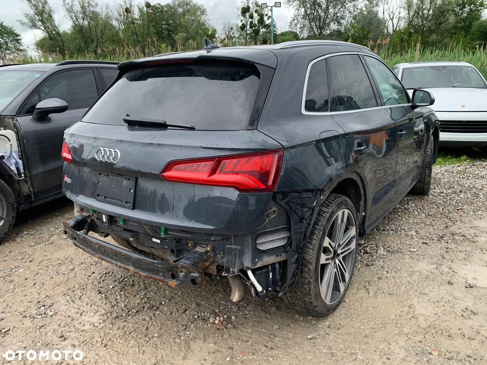 Audi SQ5 - 5