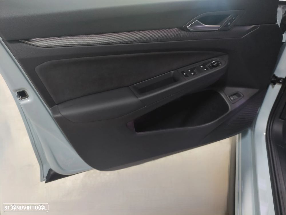 VW Golf 1.5 TSI e-Hybrid GTE DSG - 6