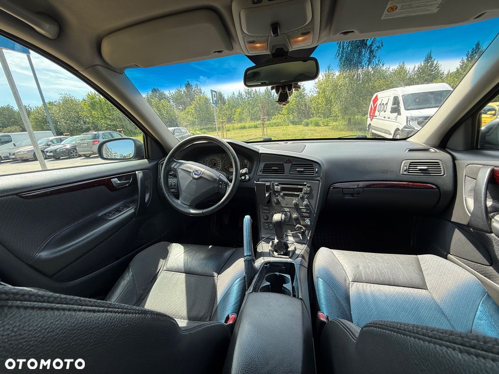 Volvo S60 2.4D5 Momentum - 12
