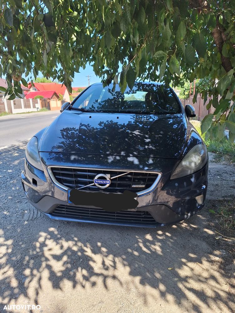 Volvo V40 D4 VEA R-Design - 2