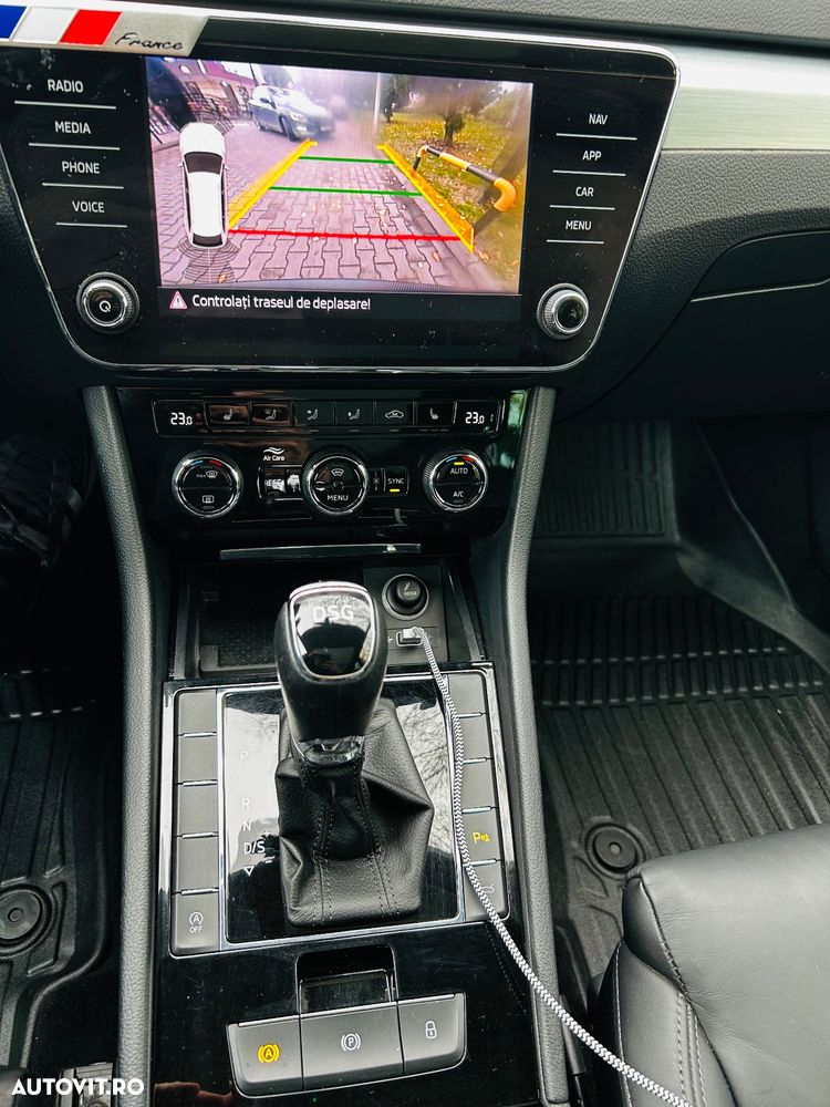 Skoda Superb Combi 1.6 TDI DSG Style - 17