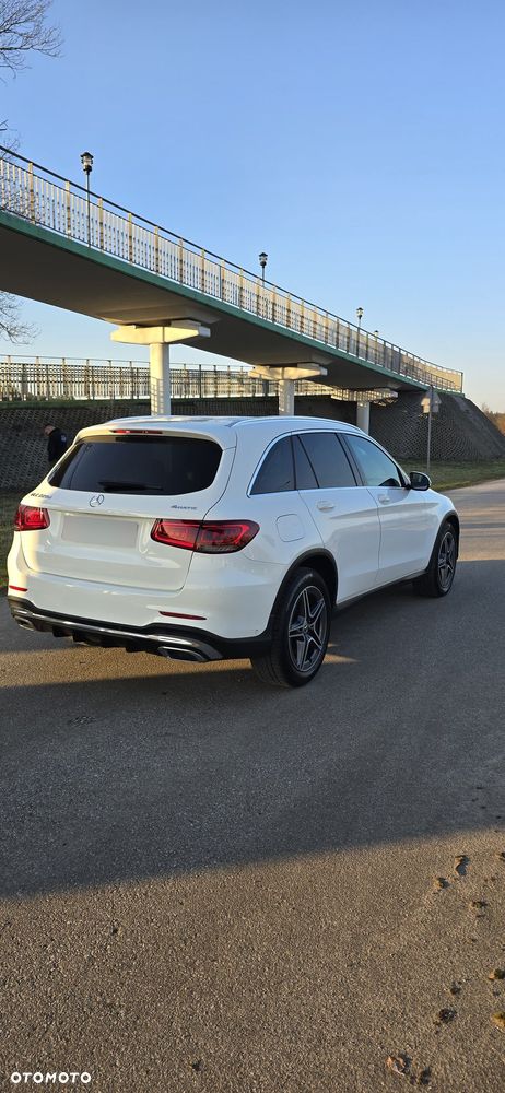 Mercedes-Benz GLC 220 d 4-Matic - 4