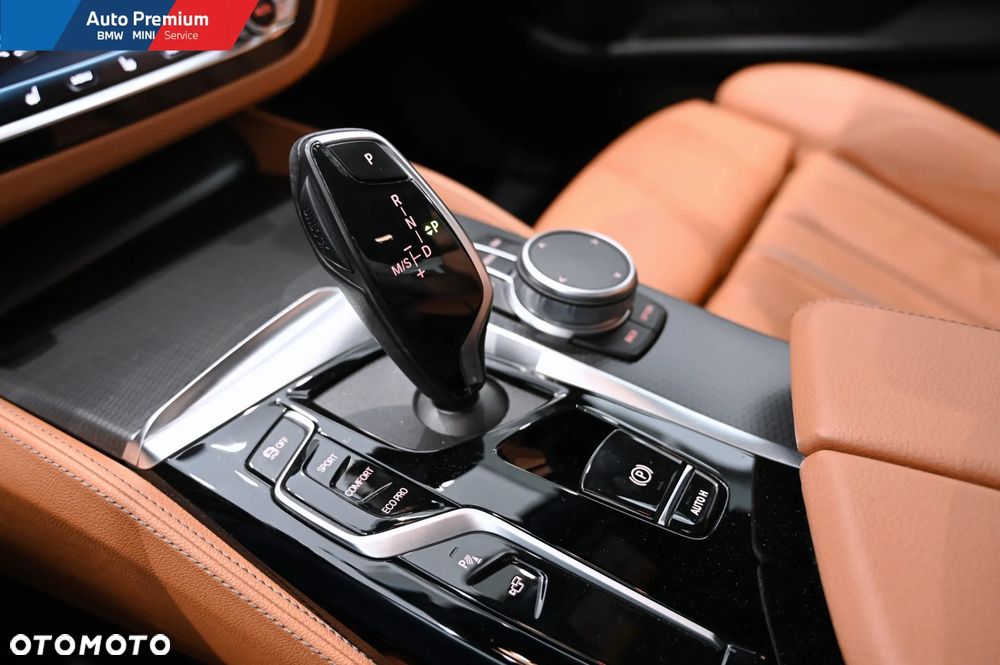 BMW Seria 5 540i xDrive - 6