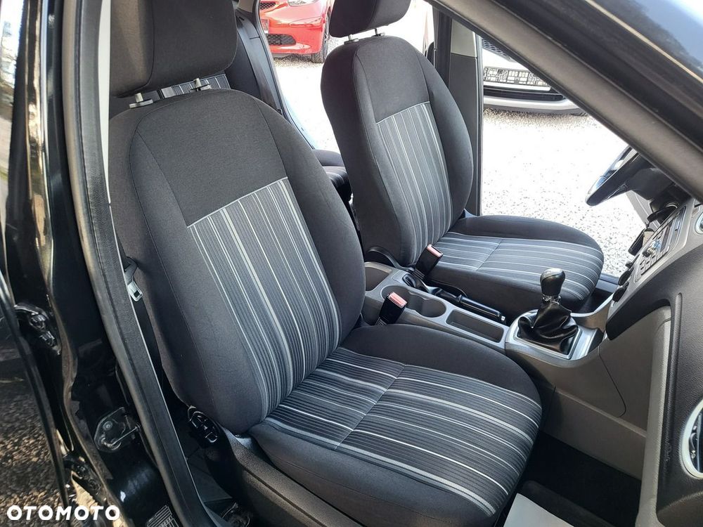 Ford Focus - 23