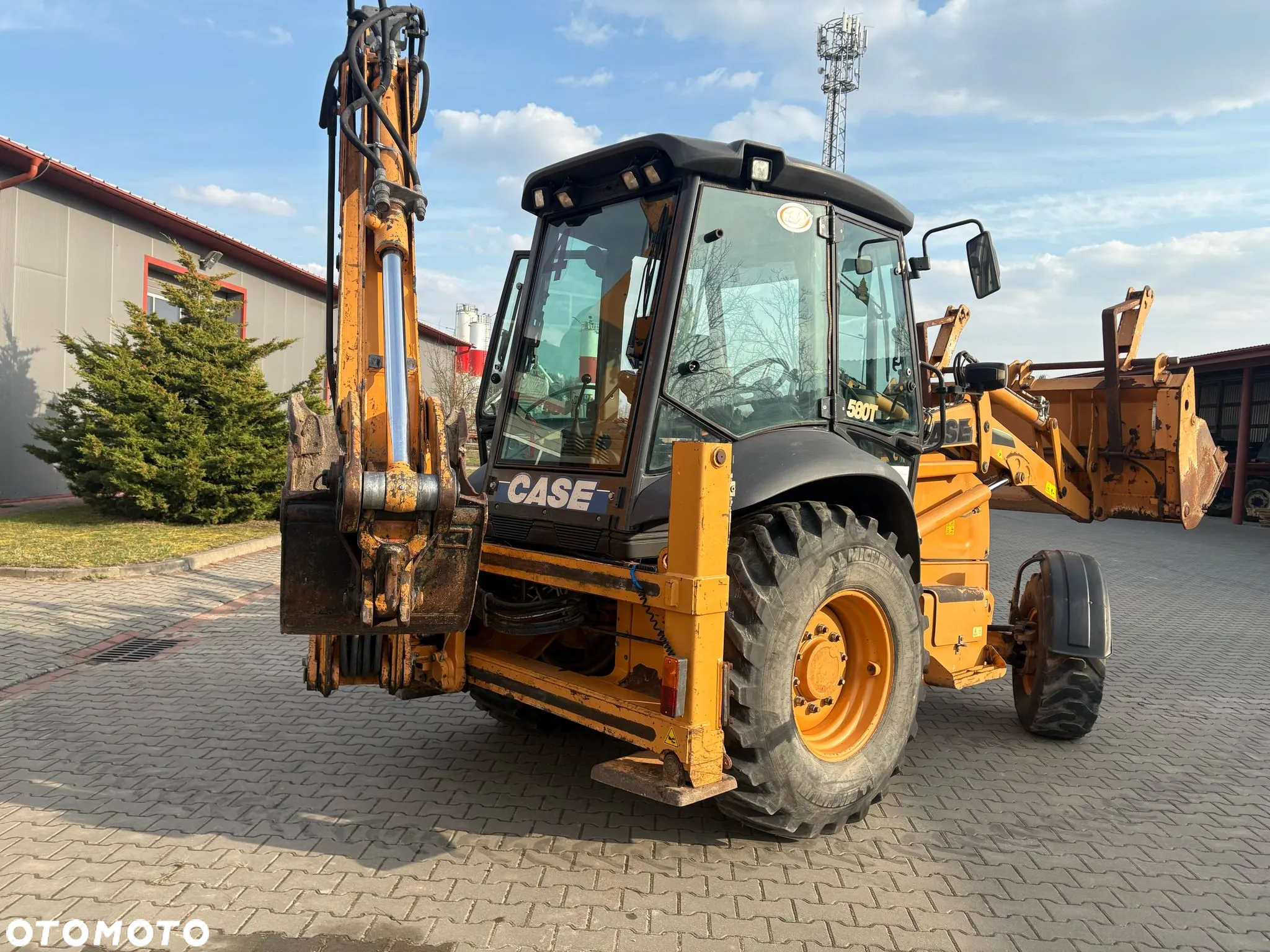 Case 580 T - 22