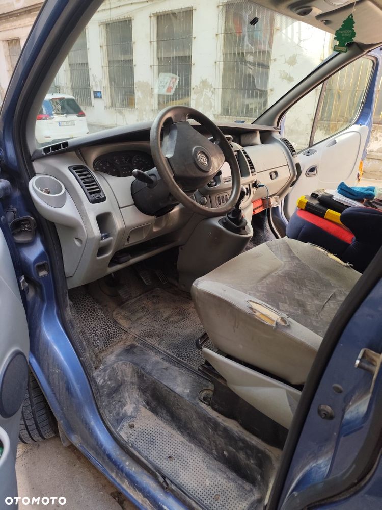 Opel Vivaro - 4