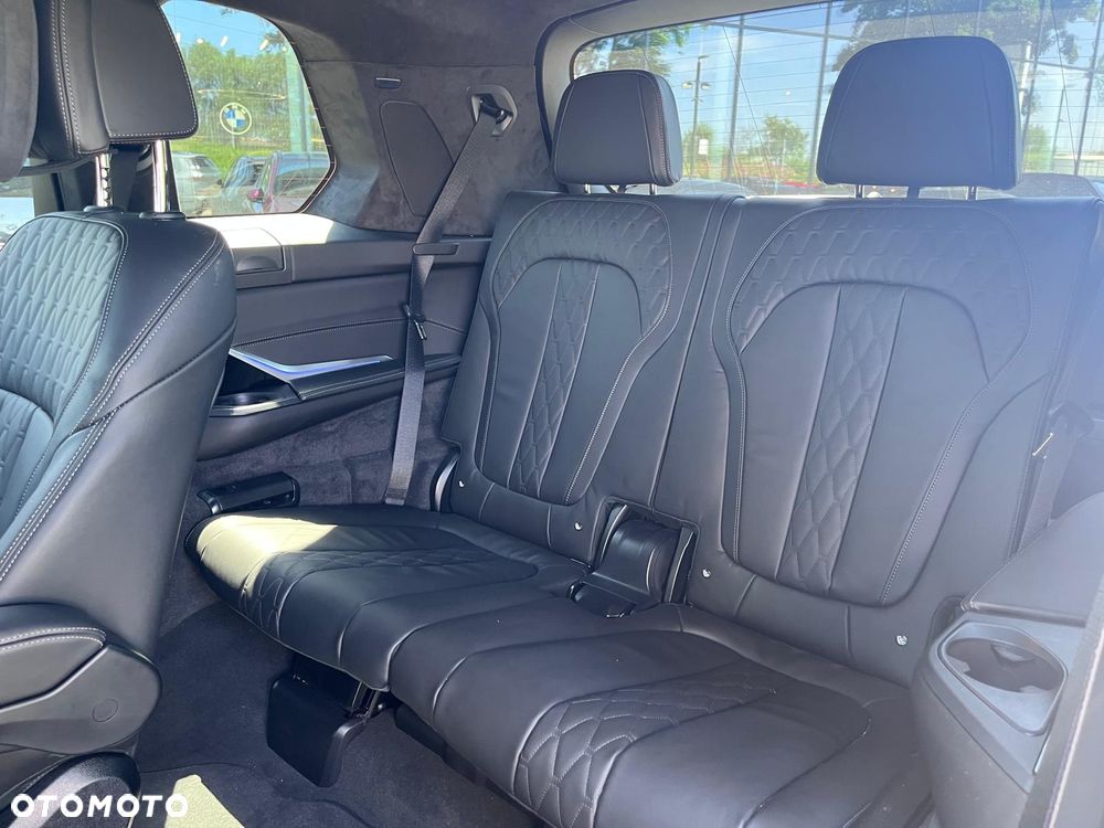 BMW X7 xDrive40d mHEV sport - 26
