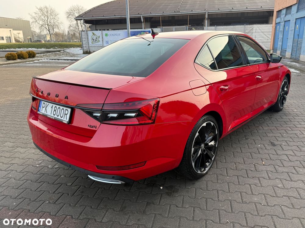 Skoda Superb 2.0 TDI SCR 4x4 Sportline DSG - 5