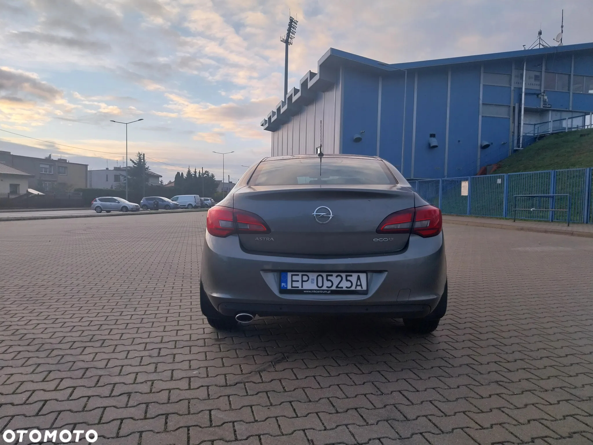 Opel Astra IV 1.4 T Active EU6 - 6