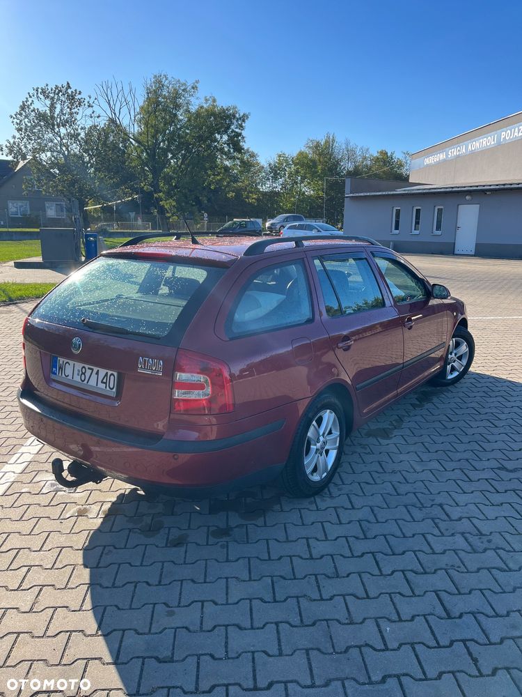 Skoda Octavia 1.6 Combi Ambiente - 7