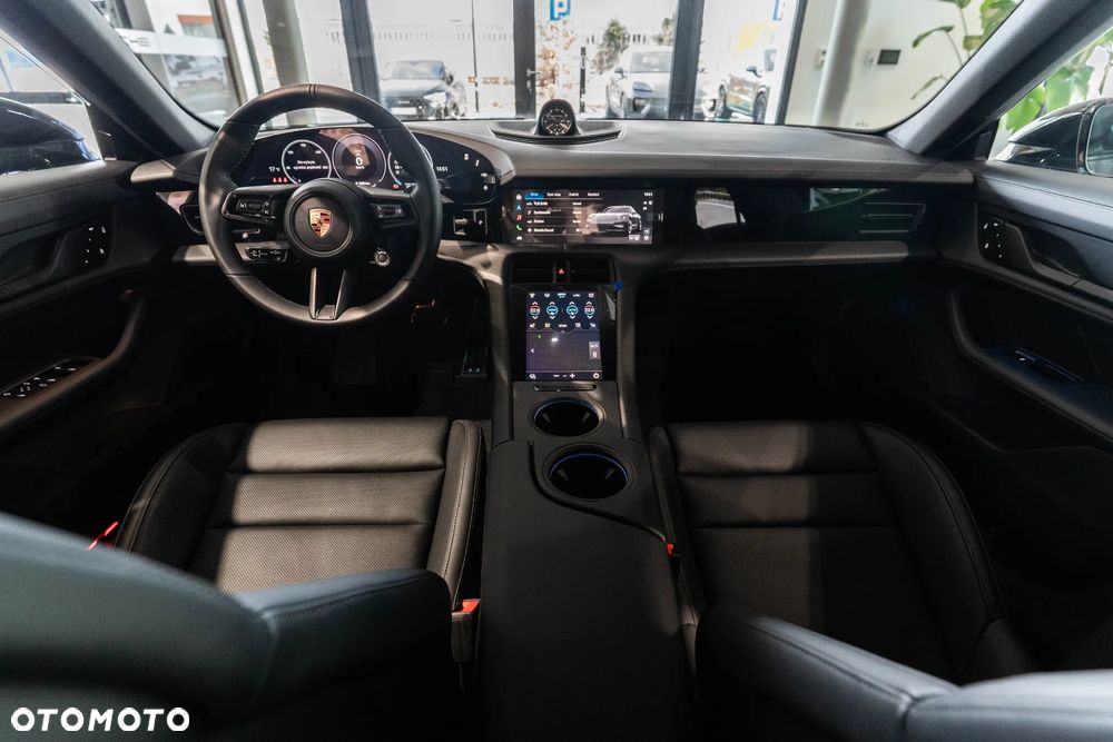 Porsche Taycan 105kWh 4S Black Edition - 9