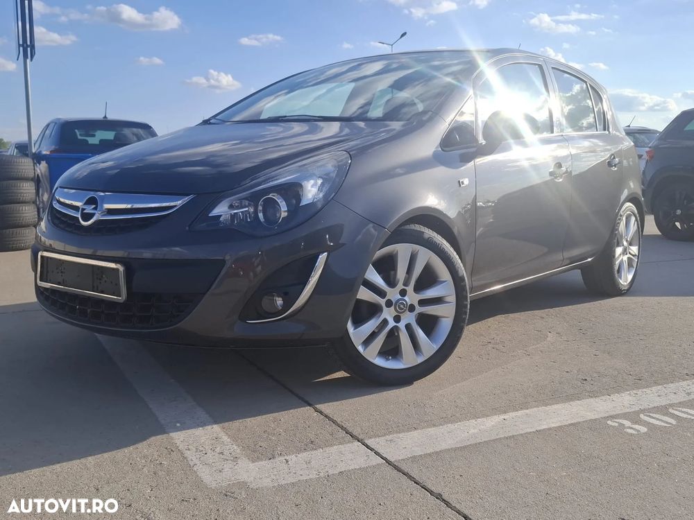 Opel Corsa 1.4 16V Innovation - 2