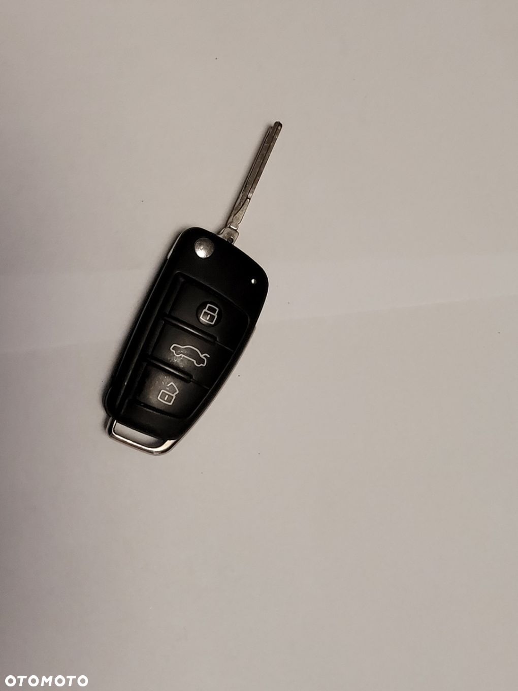 PILOT KLUCZYK SCYZORYK AUDI ORYGINAŁ 8V0837220 - 1