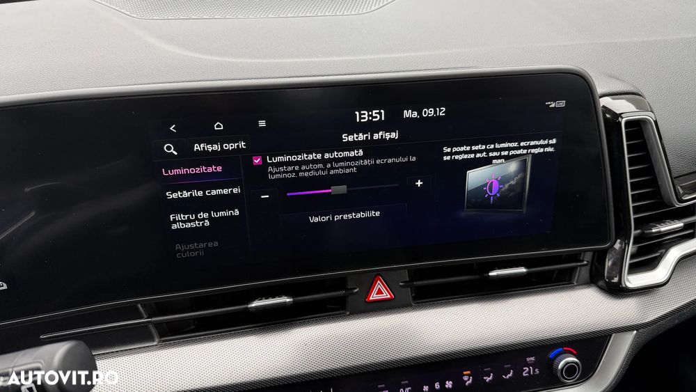 Kia Sportage 1.6 T-GDI PHEV 6AT 4x4 Business Line - 20