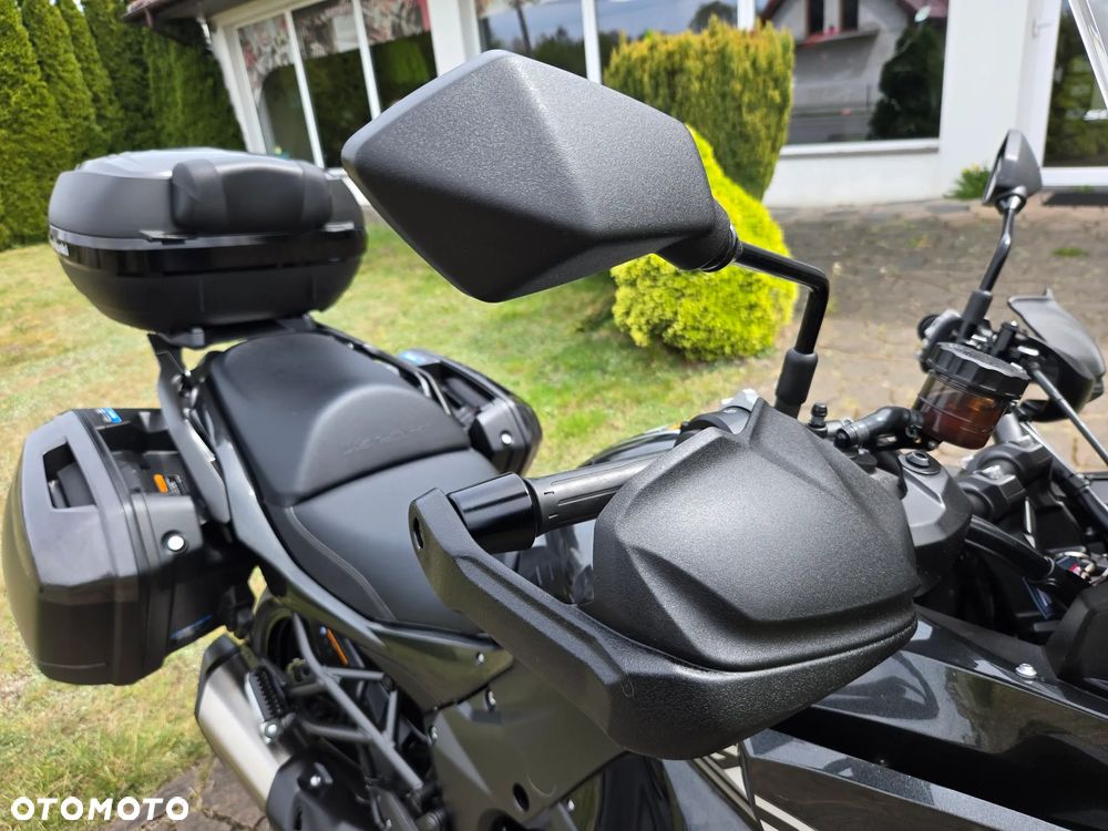 Kawasaki Versys 1000 - 9