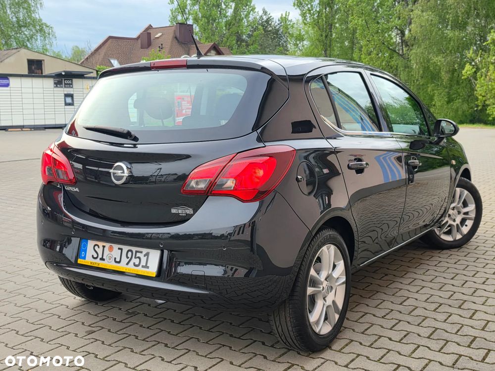 Opel Corsa 1.4 16V Cosmo - 3