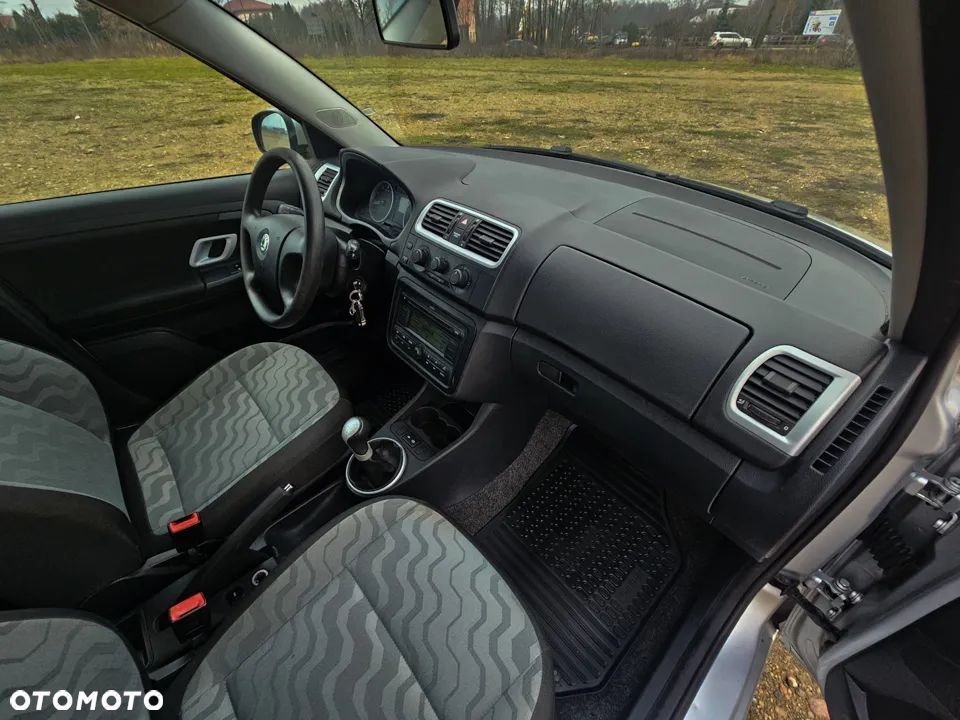 Skoda Fabia 1.4 16V Extra - 25