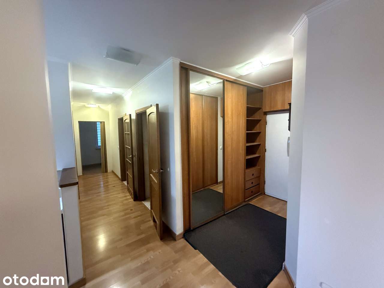 92 m², 3 pokoje z garażem, 300 m do metra Płocka – bezpośrednio