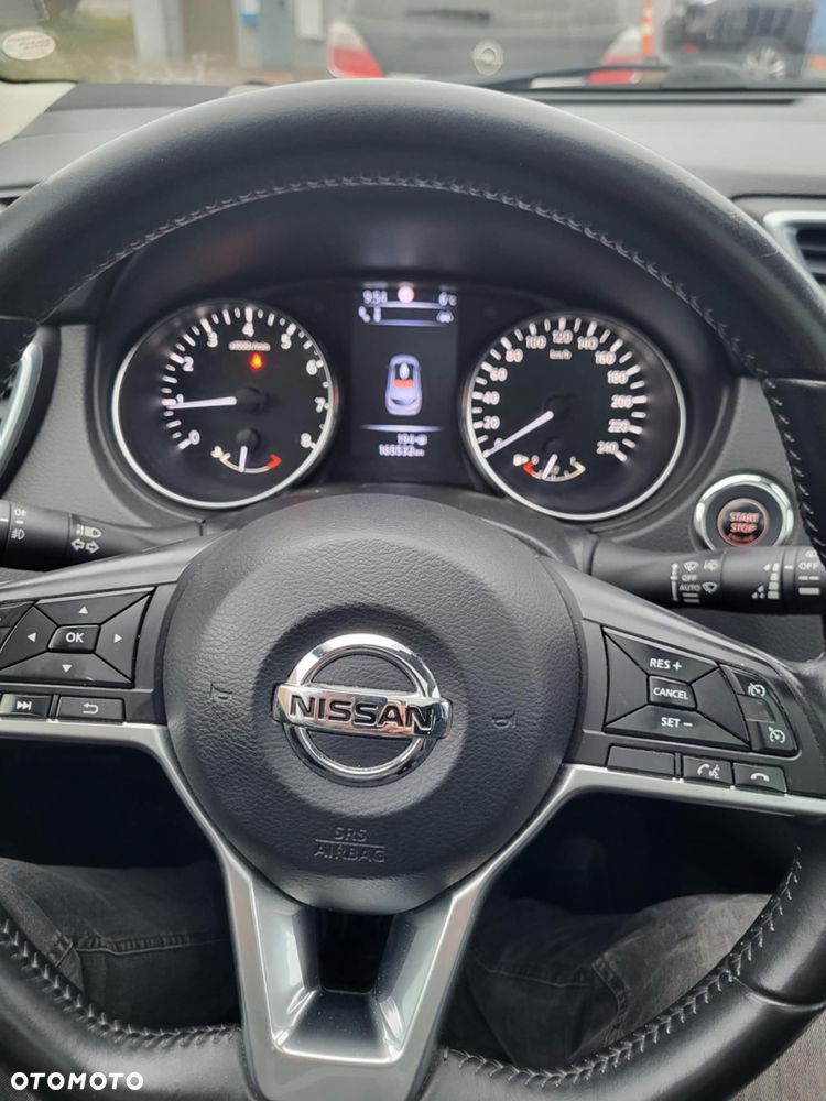 Nissan Qashqai 1.2 DIG-T N-Connecta - 12