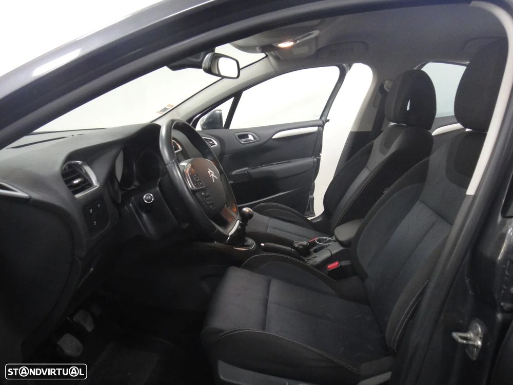 Citroën C4 1.6 HDi Exclusive - 11
