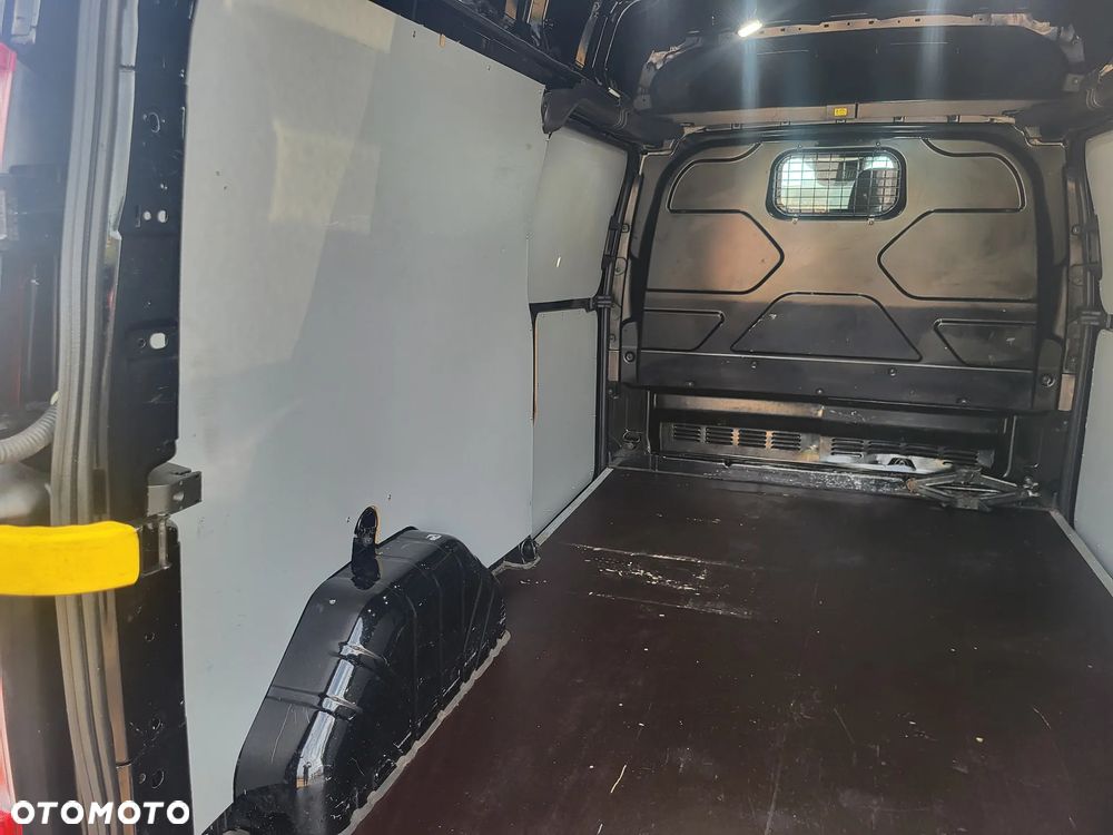 Ford Transit Custom - 29
