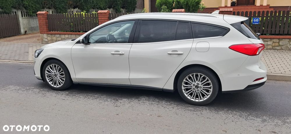 Ford Focus 1.5 EcoBoost Titanium ASS PowerShift - 8