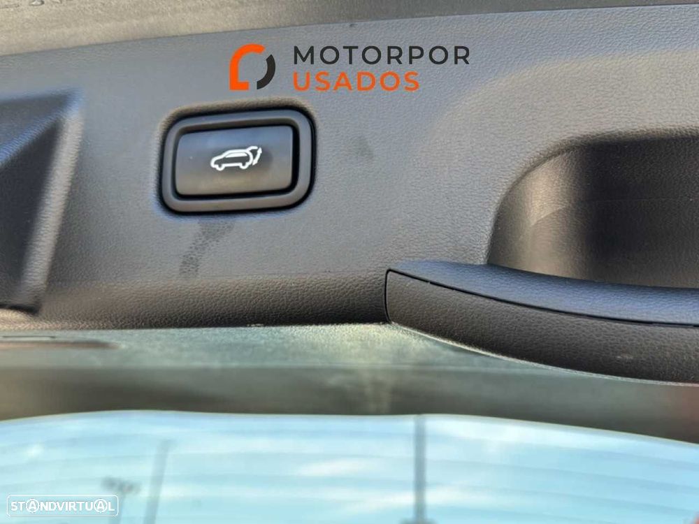 Hyundai Tucson 1.6 CRDi Premium - 16