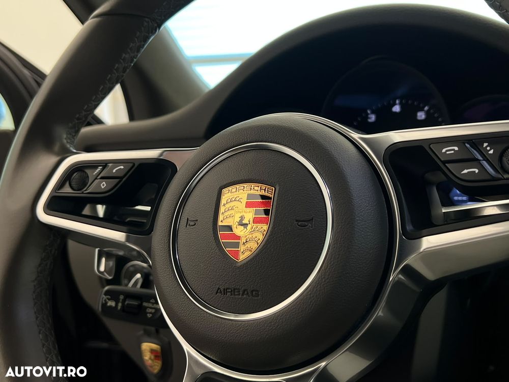 Porsche Macan PDK - 25