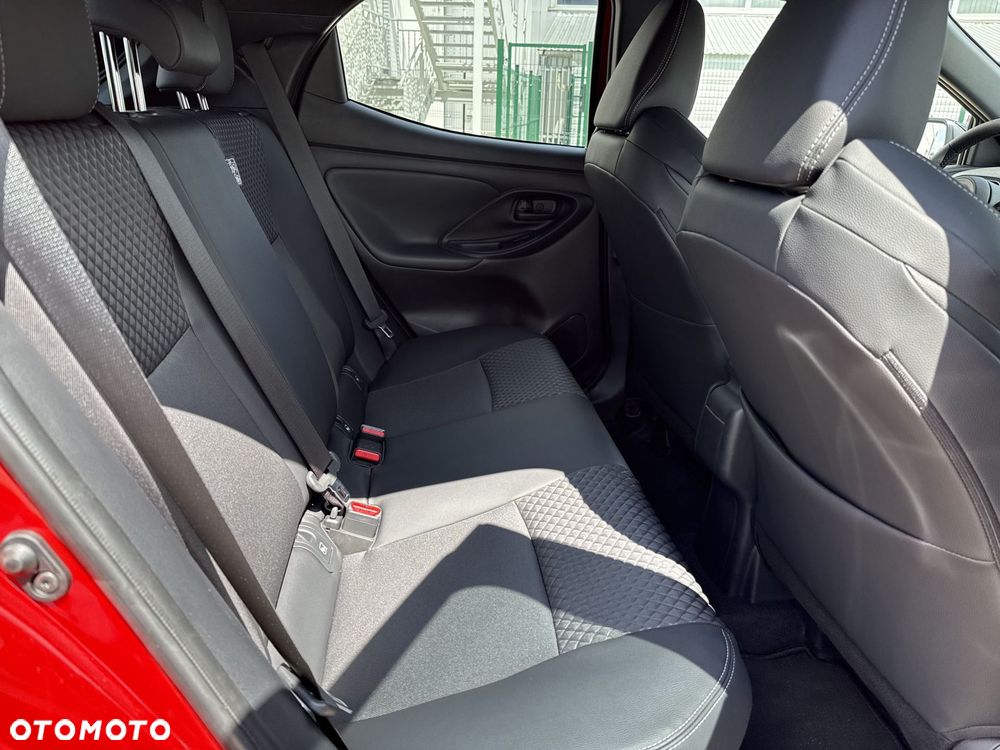 Toyota Yaris Hybrid 1.5 Executive - 8
