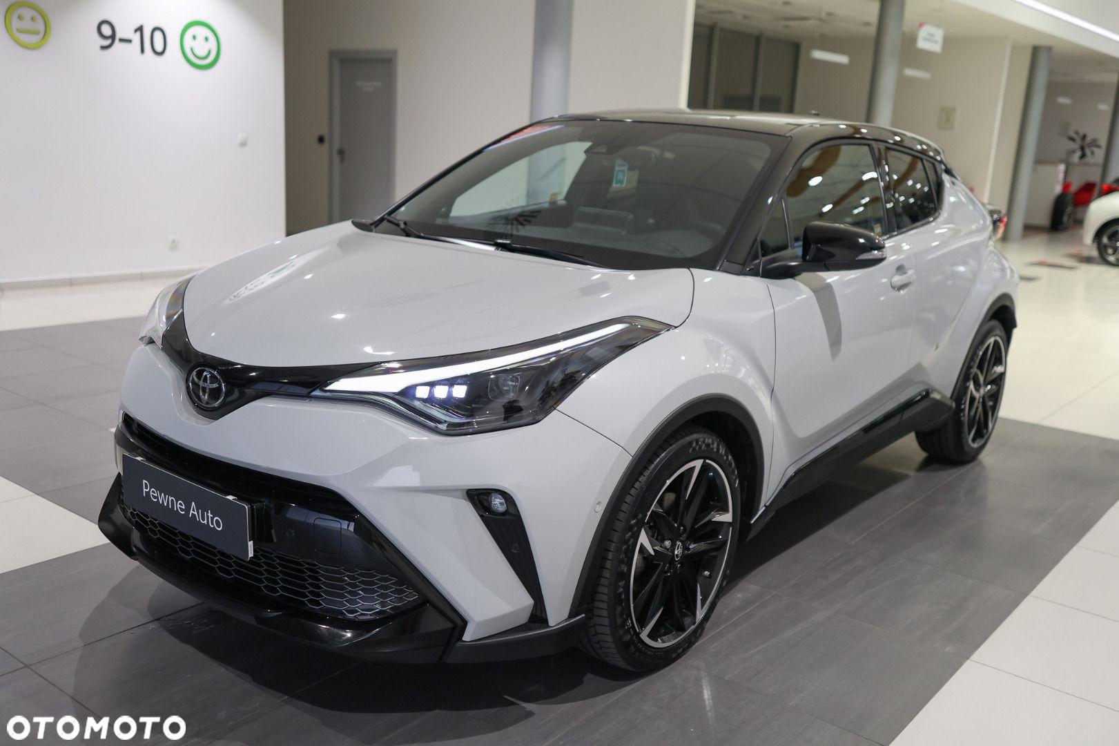 Toyota C-HR - 26