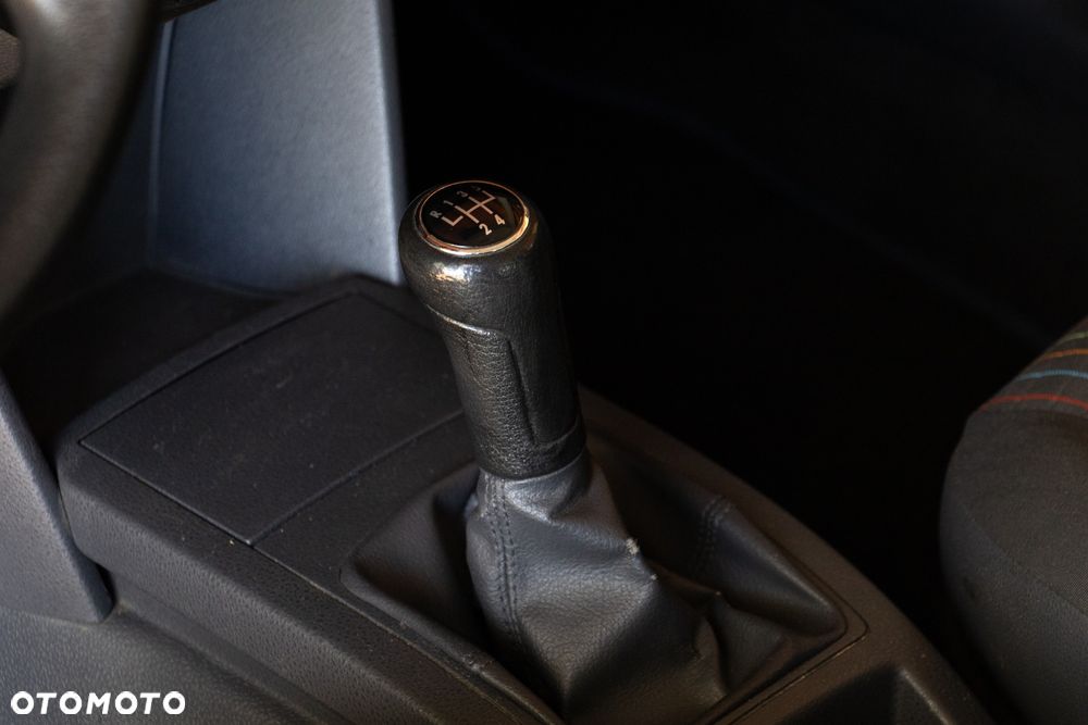 Volkswagen Polo - 5