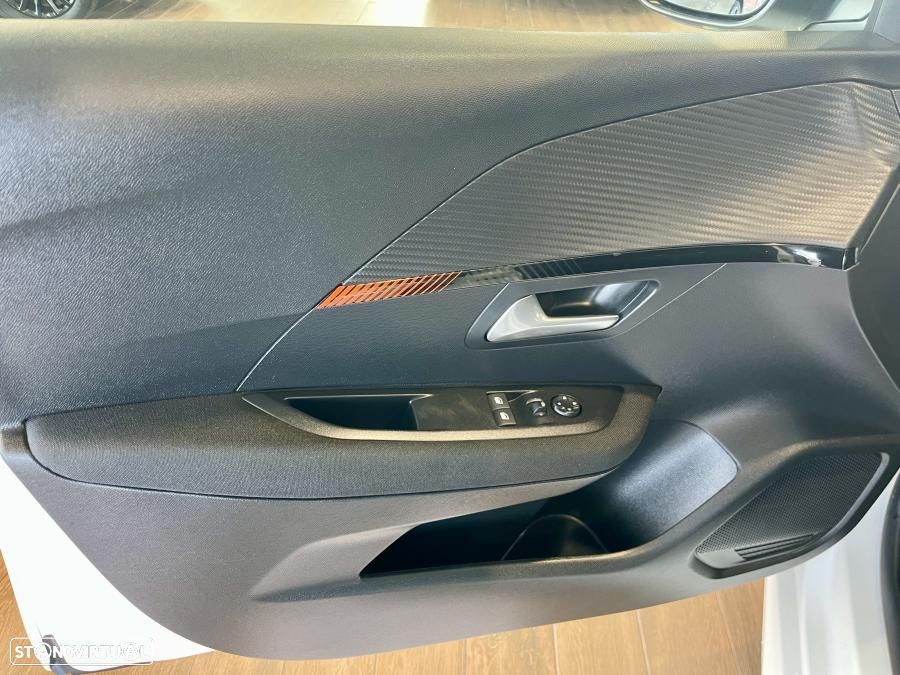 Peugeot 208 1.2 PureTech Active Pack - 22