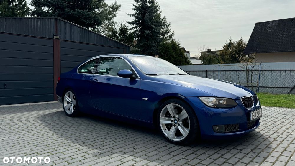 BMW Seria 3 335i Coupe - 6