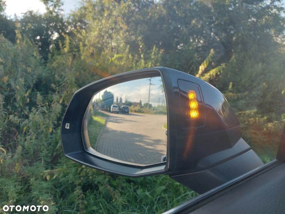 Audi Q5 2.0 TDI quattro sport - 36