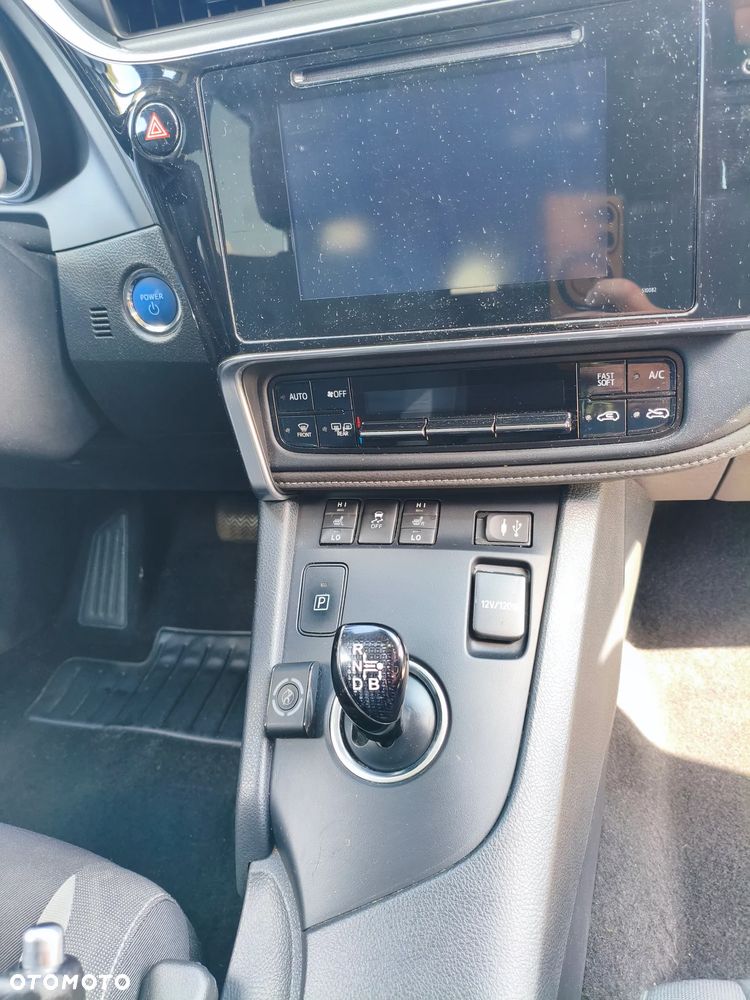 Toyota Auris Hybrid 135 Prestige - 14