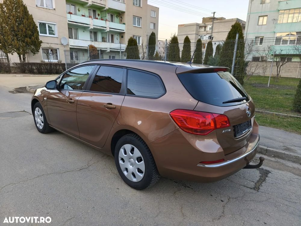 Opel Astra 1.6 CDTI DPF ecoFLEX TourerStart/Stop ENERGY - 6