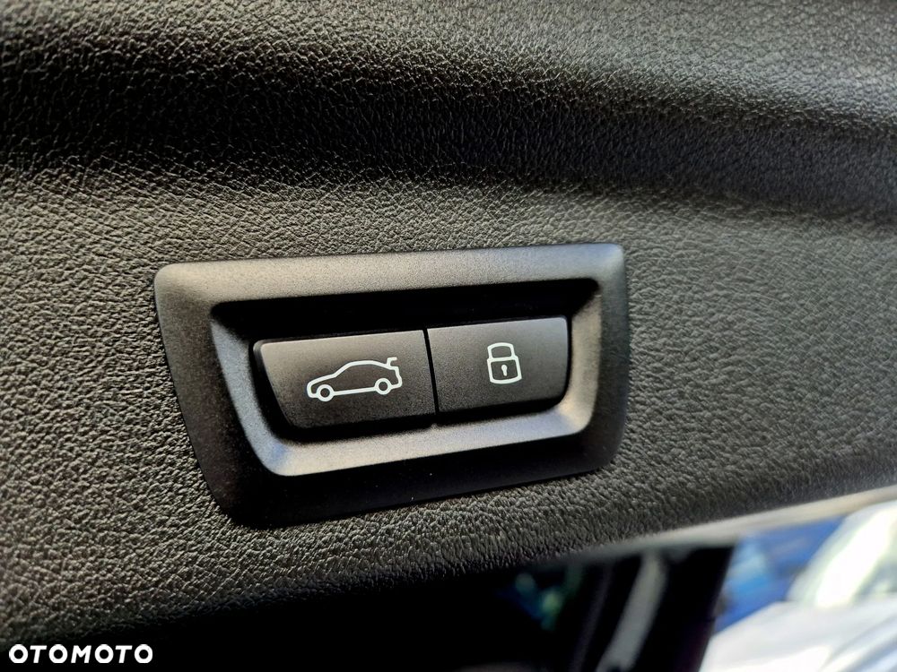 BMW X1 - 18