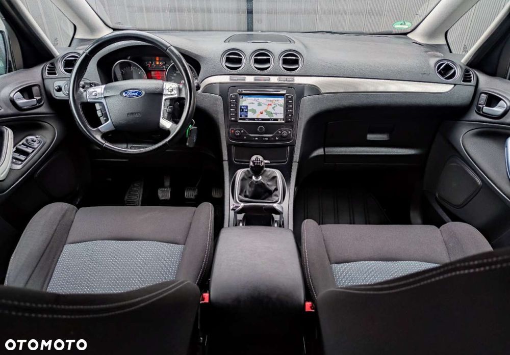 Ford S-Max 2.0 TDCi DPF Business Edition - 19