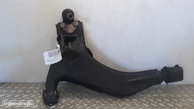BRAÇO SUSPENSÃO INFERIOR FRENTE DIREITO NISSAN SERENA 2.0 D 67CV 1952CC - 1