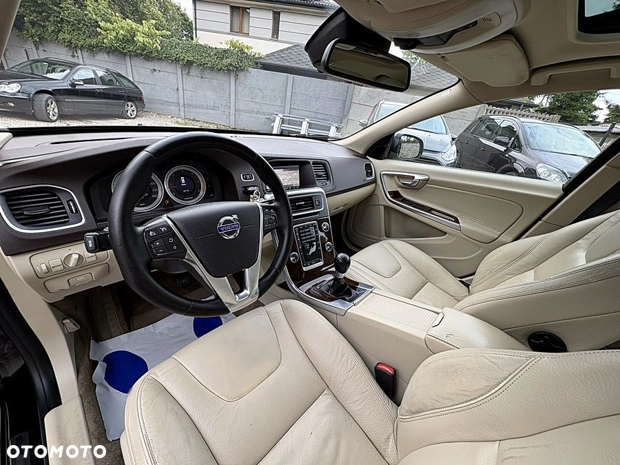 Volvo S60 D3 Summum - 14