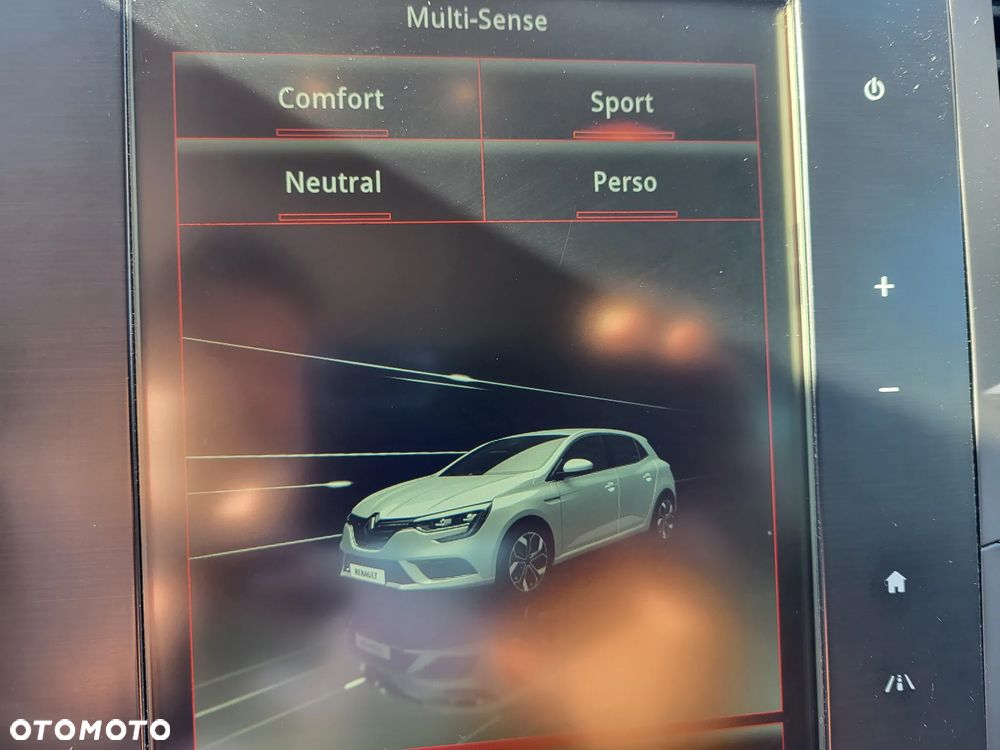 Renault Megane ENERGY TCe 205 EDC GT - 18