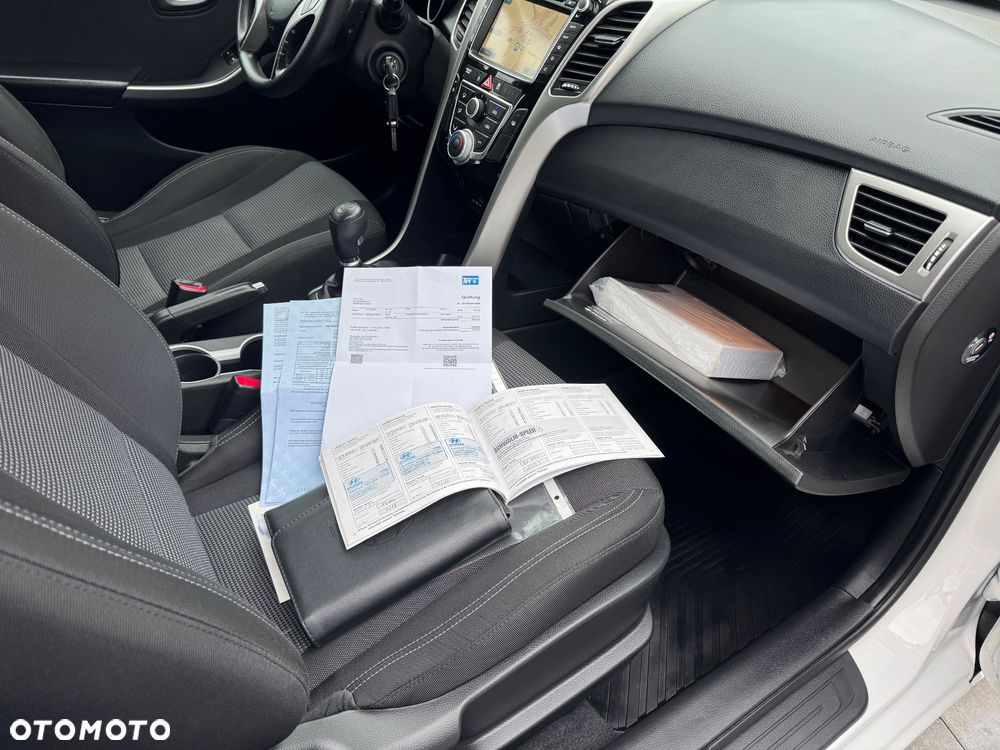 Hyundai i30 1.4 Fifa World Cup Edition - 36