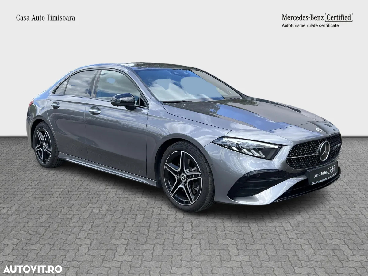 Mercedes-Benz A 220 4MATIC Sedan Aut. - 8