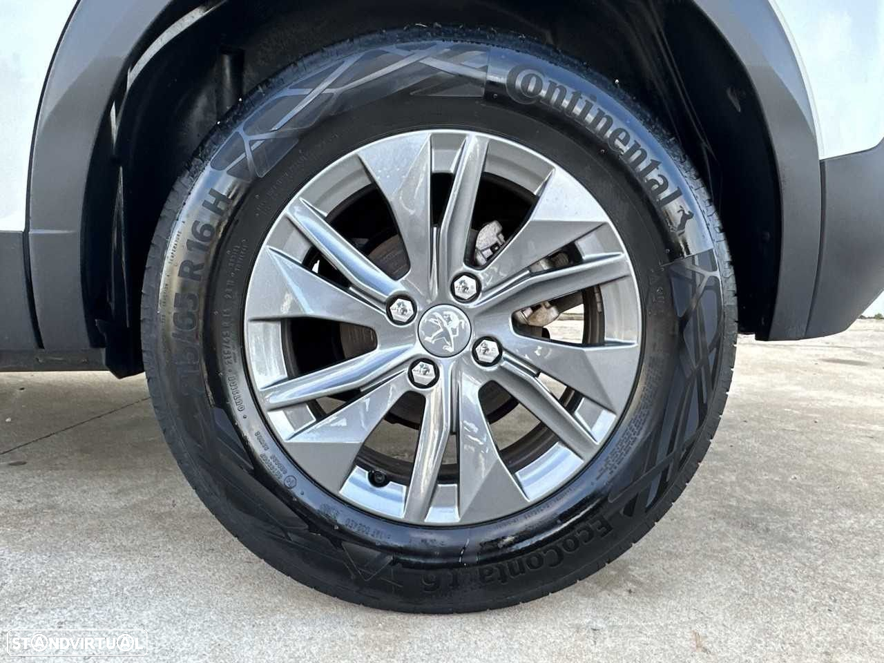 Peugeot 2008 1.2 PureTech Active - 11